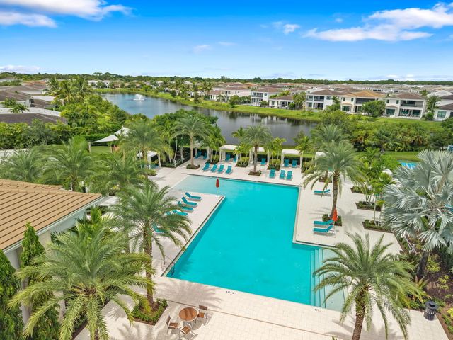 13502 Artisan Circle, Palm Beach Gardens, FL 33418