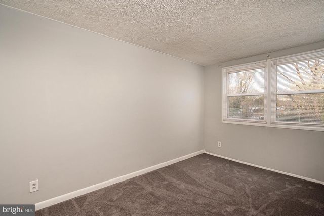 3167 BERO RD, Lansdowne, MD 21227