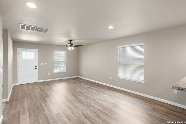 4719 VAQUERO CRK, Von Ormy, TX 78073