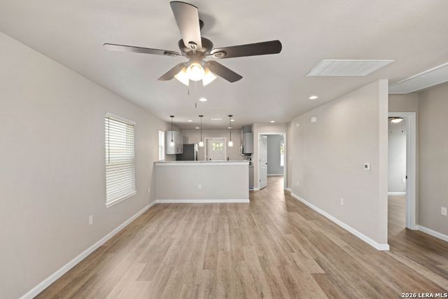 4719 VAQUERO CRK, Von Ormy, TX 78073