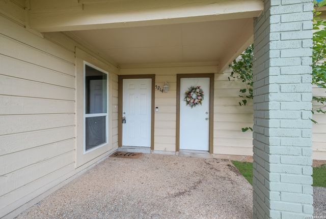 5214 MEADOW RISE ST, San Antonio, TX 78250