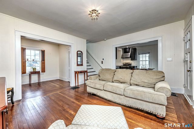 31 Darina Place, Milford, CT 06460