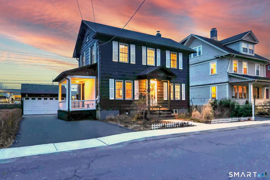 31 Darina Place, Milford, CT 06460