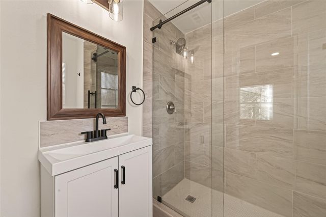 148 W Whitney Street, Houston, TX 77018