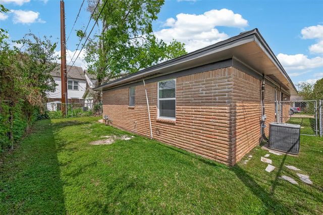 148 W Whitney Street, Houston, TX 77018