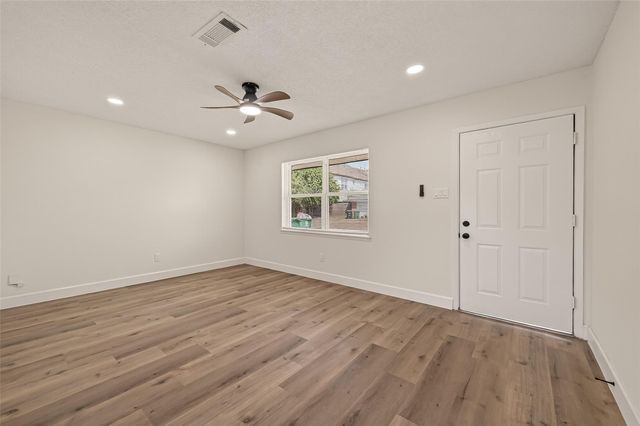 148 W Whitney Street, Houston, TX 77018