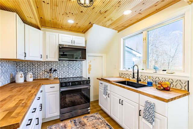2946-2948 Roosevelt Highway, Hamlin, NY 14464