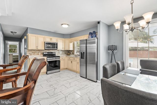 1945 W KORFF DR, Vineland, NJ 08360
