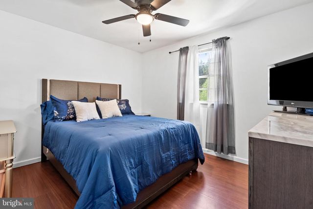 1945 W KORFF DR, Vineland, NJ 08360