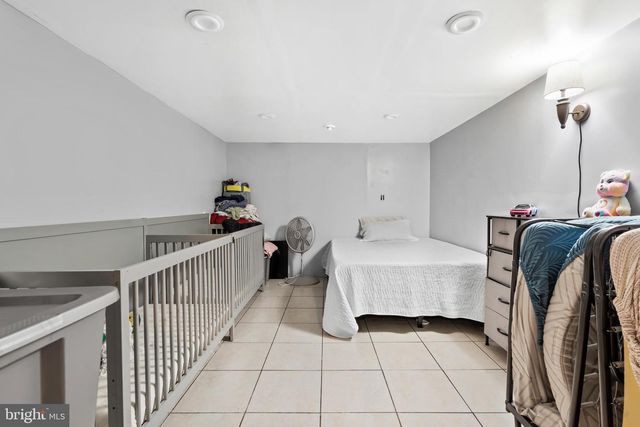 1945 W KORFF DR, Vineland, NJ 08360