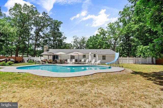 1945 W KORFF DR, Vineland, NJ 08360