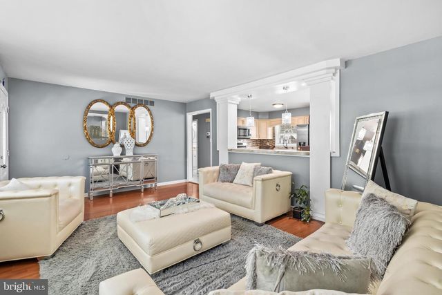 1945 W KORFF DR, Vineland, NJ 08360