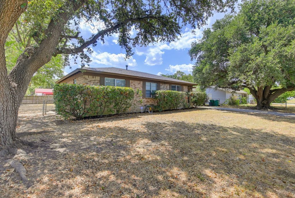 5328 Ira Street N, Haltom City, TX 76117 — photo 3