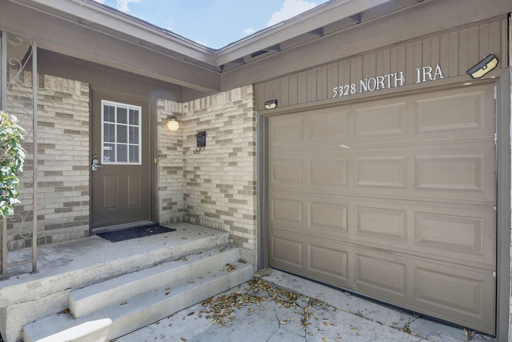 5328 Ira Street N, Haltom City, TX 76117 — photo 4