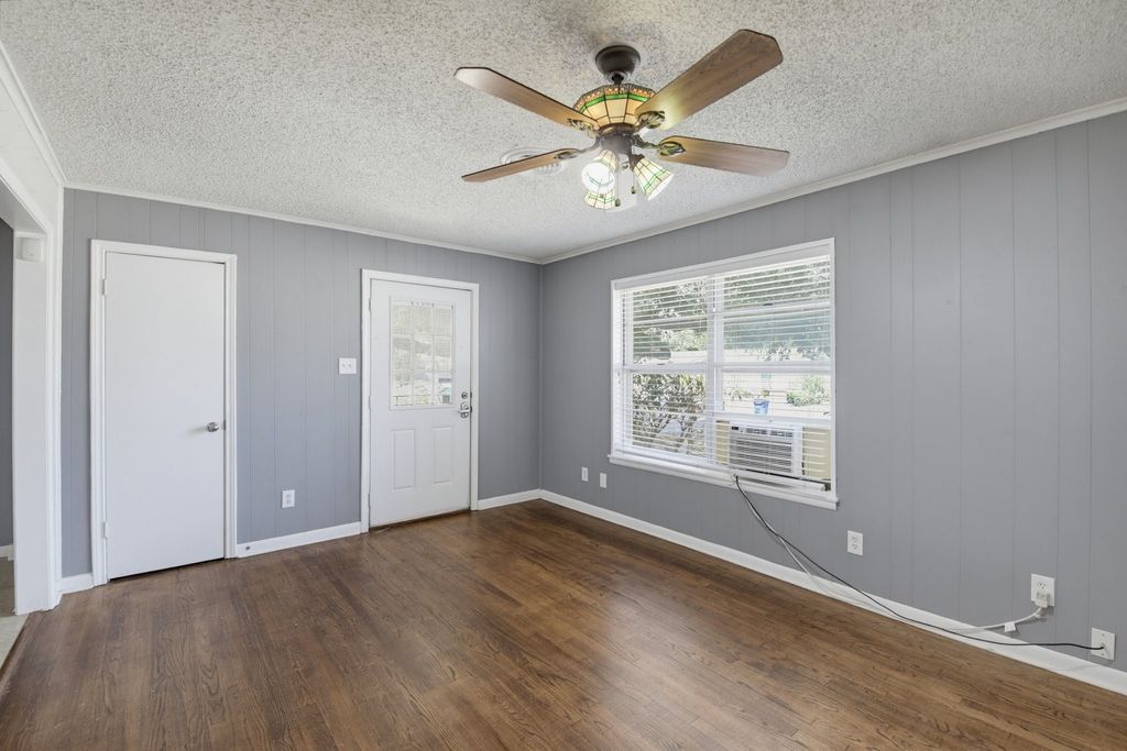 5328 Ira Street N, Haltom City, TX 76117 — photo 5
