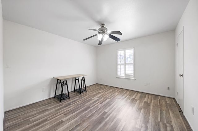 361 N Post Oak Lane 231, Houston, TX 77024