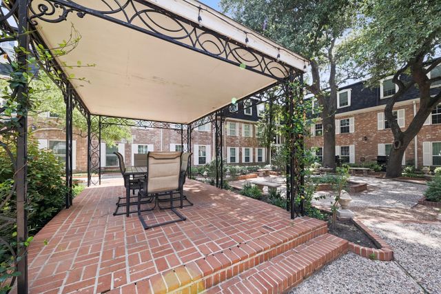 361 N Post Oak Lane 231, Houston, TX 77024