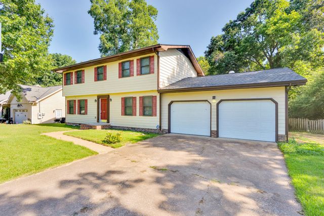 9415 Seasons Drive, Chattanooga, TN 37421
