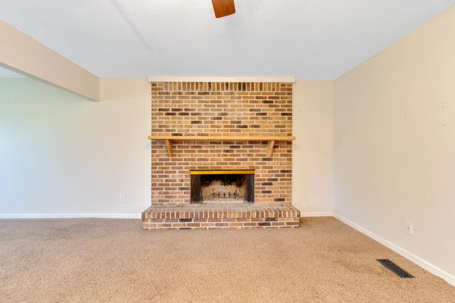 9415 Seasons Drive, Chattanooga, TN 37421