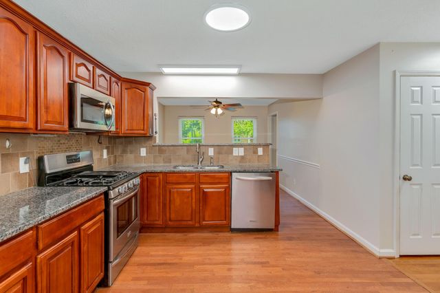 9415 Seasons Drive, Chattanooga, TN 37421