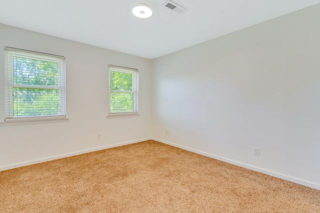 9415 Seasons Drive, Chattanooga, TN 37421