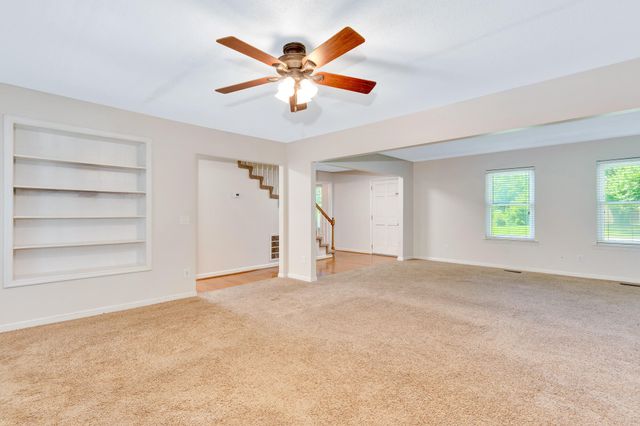 9415 Seasons Drive, Chattanooga, TN 37421
