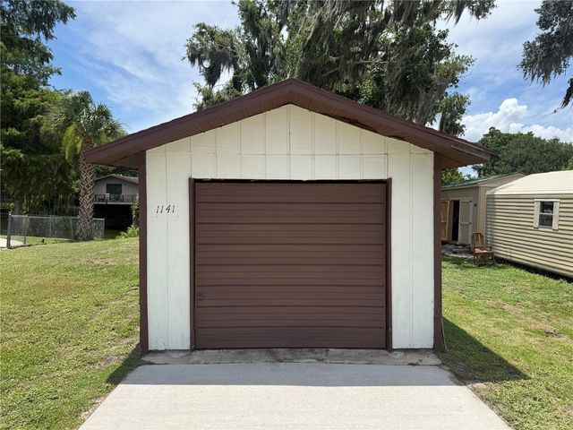 1141 COUNTY ROAD 457, Lake Panasoffkee, FL 33538