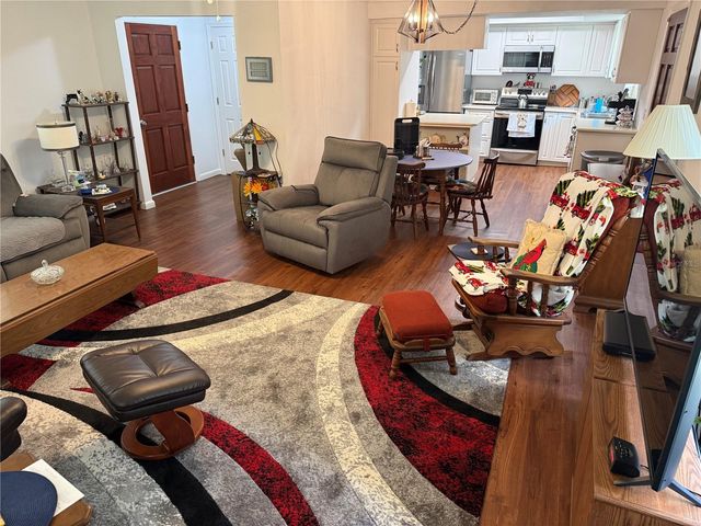 1141 COUNTY ROAD 457, Lake Panasoffkee, FL 33538