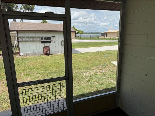 1141 COUNTY ROAD 457, Lake Panasoffkee, FL 33538