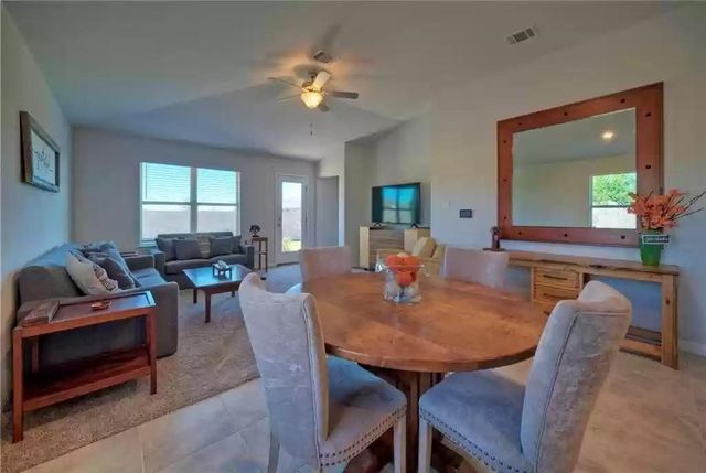 13809 Rosebud Isle DR, Manor, TX 78653