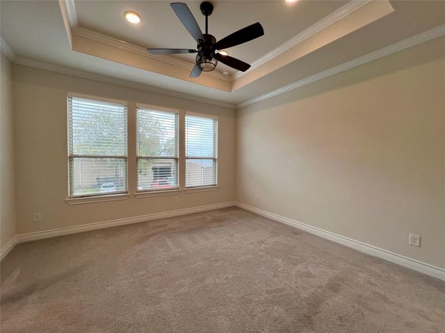 10916 Cannes Memorial Drive, Houston, TX 77043