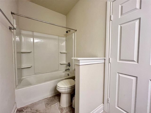 10916 Cannes Memorial Drive, Houston, TX 77043