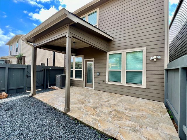 10916 Cannes Memorial Drive, Houston, TX 77043