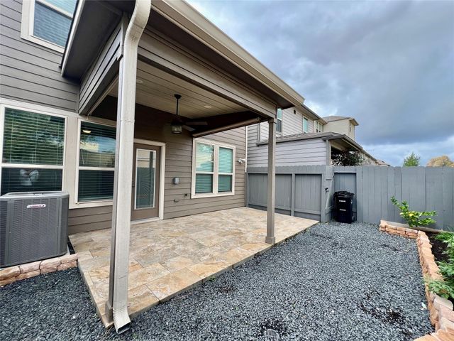 10916 Cannes Memorial Drive, Houston, TX 77043