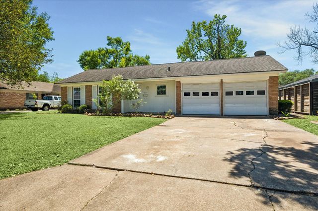 9623 Vogue Lane, Houston, TX 77080
