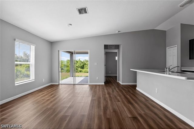 3911 14th ST SW, Lehigh Acres, FL 33976