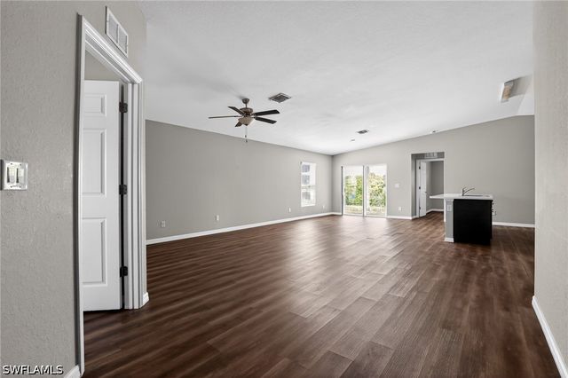 3911 14th ST SW, Lehigh Acres, FL 33976