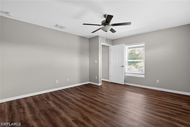 3911 14th ST SW, Lehigh Acres, FL 33976