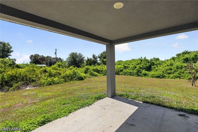 3911 14th ST SW, Lehigh Acres, FL 33976