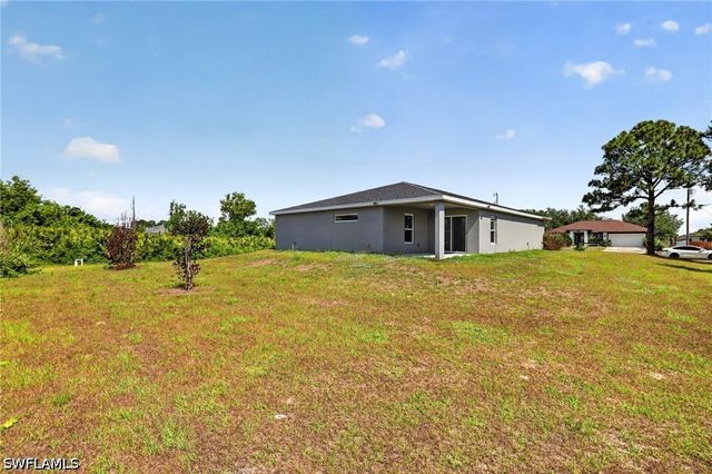 3911 14th ST SW, Lehigh Acres, FL 33976