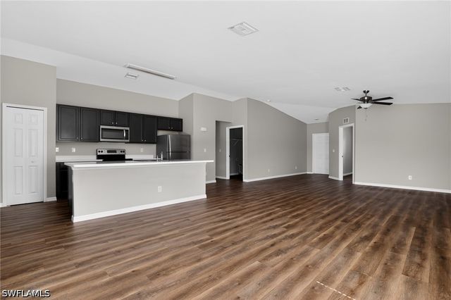 3911 14th ST SW, Lehigh Acres, FL 33976
