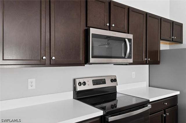 3911 14th ST SW, Lehigh Acres, FL 33976