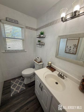 4 Davids Lane, Howell, NJ 07731