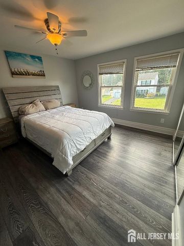 4 Davids Lane, Howell, NJ 07731