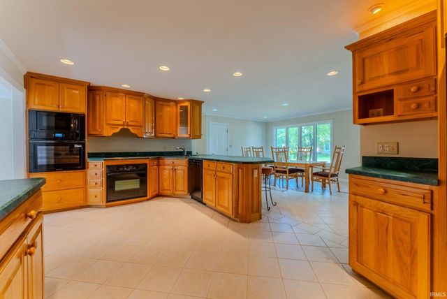 631 Crown Hill Drive, Wabash, IN 46992