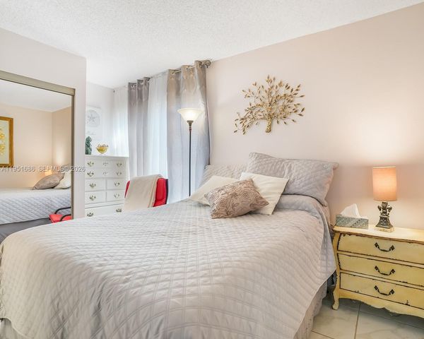 3531 Inverrary Drive 107, Lauderhill, FL 33319