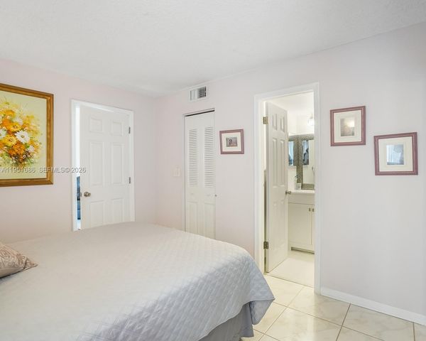 3531 Inverrary Drive 107, Lauderhill, FL 33319