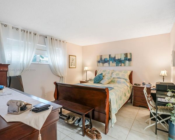 3531 Inverrary Drive 107, Lauderhill, FL 33319
