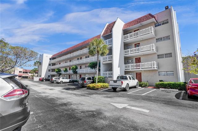 3531 Inverrary Drive 107, Lauderhill, FL 33319