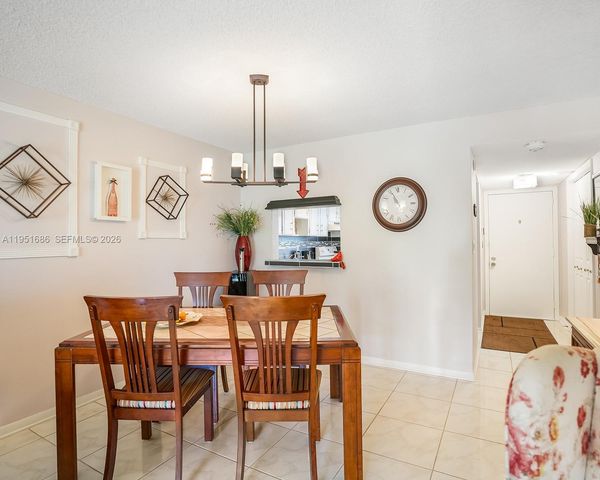 3531 Inverrary Drive 107, Lauderhill, FL 33319